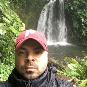 Meet your Posher, Jose